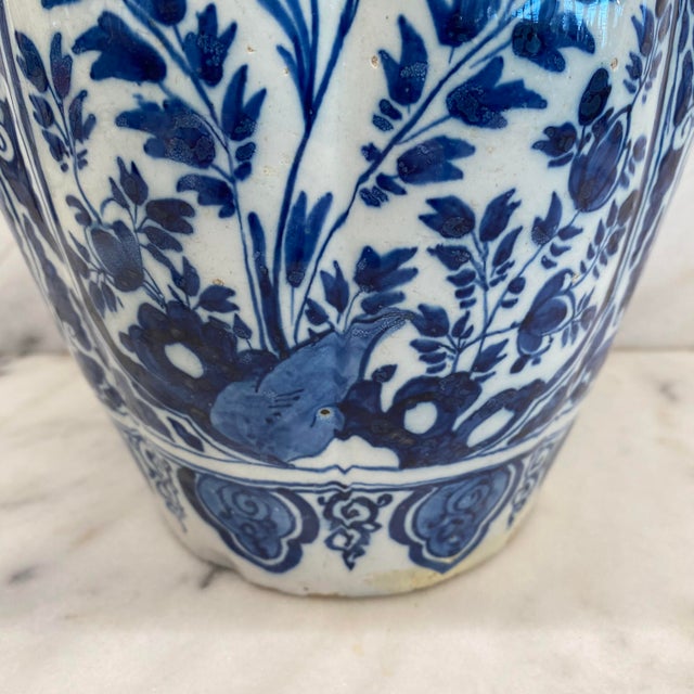 Late 18th Century Dutch Delft Blue and White Hand-Painted Baluster Vase For Sale - Image 12 of 14