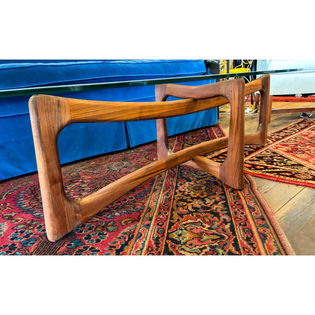 1950s Vintage Mid Century Modern Adrian Pearsall Walnut Bow-Tie Glass Top Coffee Table For Sale - Image 5 of 9