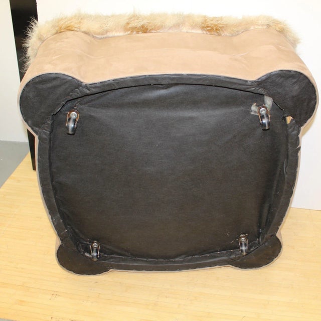 This X-Large rolling ottoman has nicely rounded corners, a luxurious top of alpaca fur. On casters for easy movement. Sand...