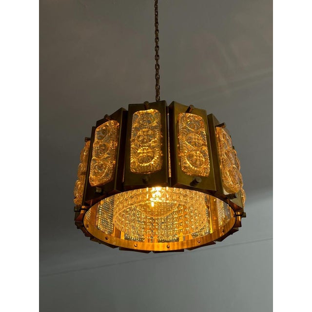 1960s Brass Pendant Lamp with Crystal Elements attributed to Carl Fagerlund for Orrefors, Sweden, 1960s. For Sale - Image 5 of 16