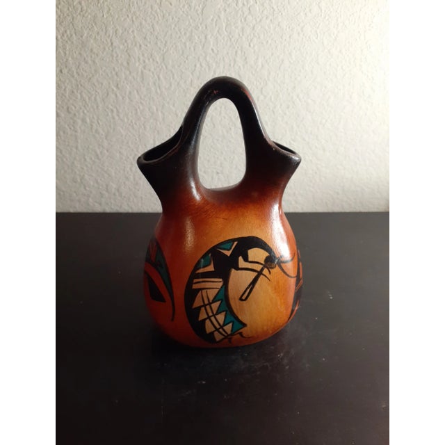 1970s Pueblo Ceramic Wedding Vase Made in Mexico For Sale - Image 4 of 5