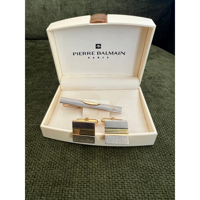 Rare Vintage Pierre Balmain "Circa 1980s" Cufflinks & Neck Tie Original Case For Sale - Image 4 of 18