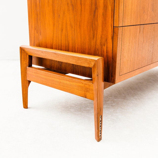 Restored 1960s Helen Hobey Mid Century Modern Walnut Highboy Dresser, Attributed For Sale - Image 12 of 15