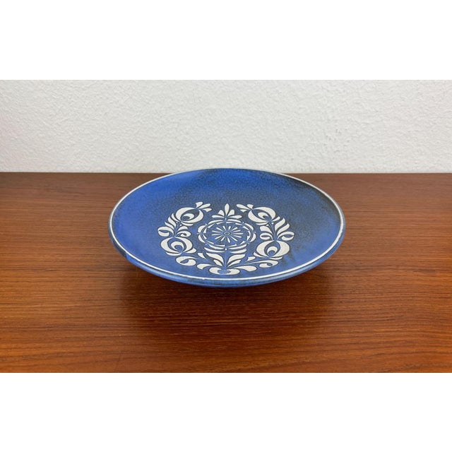 Mid-Century German Studio Pottery Wall Plate from Thoms Keramik, 1960s For Sale - Image 6 of 16