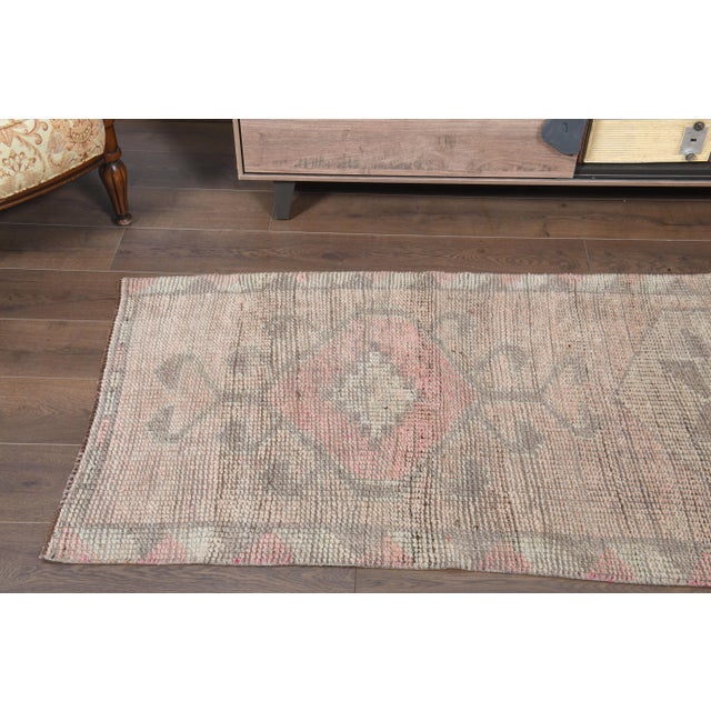 1970s Turkish Oushak Handmade Wool Cotton Pink Runner Rug For Sale - Image 9 of 11