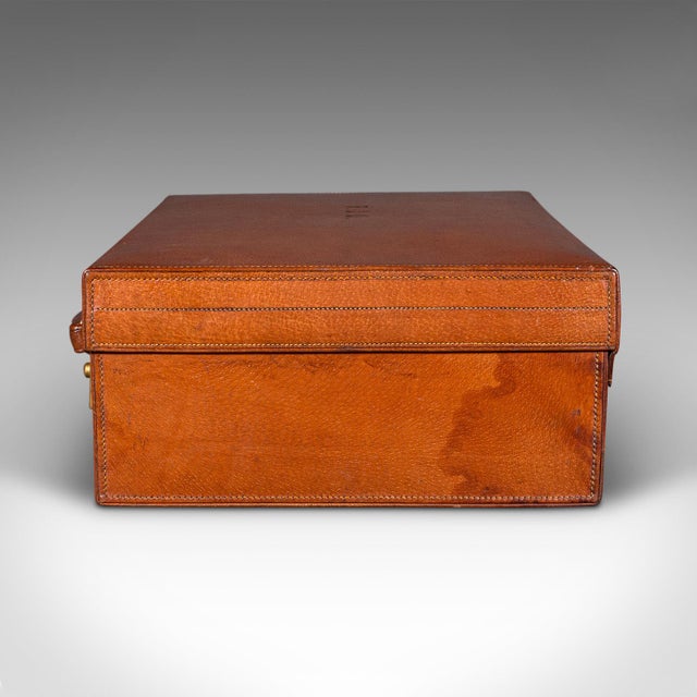 1910's Antique Gentleman's Travel Case For Sale - Image 4 of 11