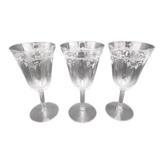 1920s Set of Three Fostoria Optical Bowl With Etched Grapevine Design Around Bowl For Sale