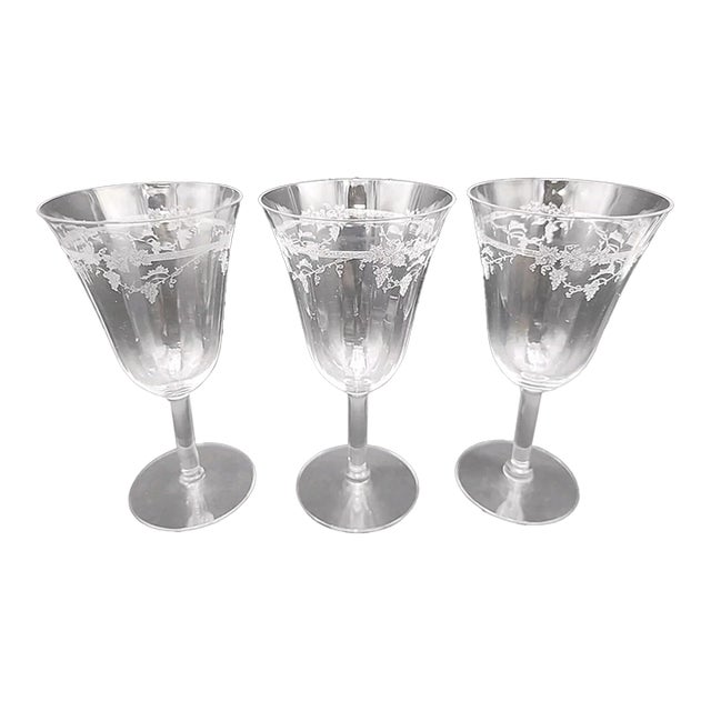 1920s Set of Three Fostoria Optical Bowl With Etched Grapevine Design Around Bowl For Sale