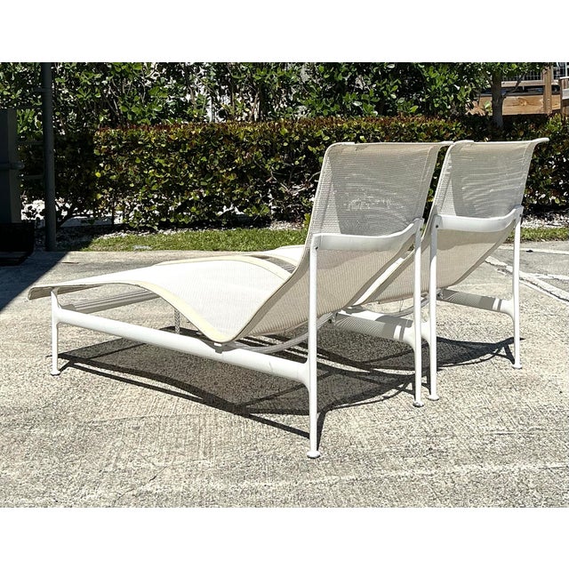 Mid-Century Modern Vintage MCM Richard Schultz for Knoll 1966 Chaise Lounge - A Pair For Sale - Image 3 of 12