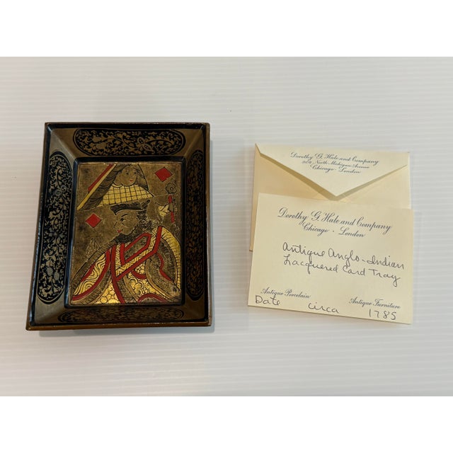 A rare and finely detailed hand-painted tray, created in colonial India circa 1785. Featuring a regal King of Diamonds...