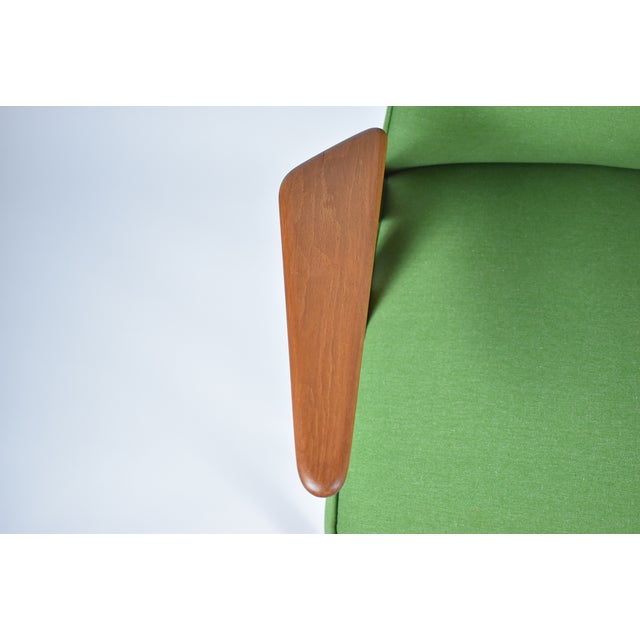 Bunny Armchair in Green Fabric, 1960s For Sale - Image 3 of 18