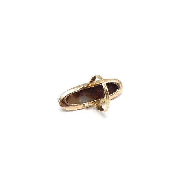 Victorian 18K Gold and Agate Cabochon Ring Size 7 For Sale - Image 9 of 10