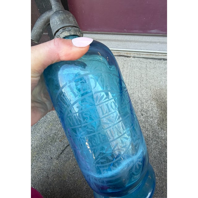 1920s 1920s French Etched Glass Seltzer Bottle From Brasserie Ledoux Allennes For Sale - Image 5 of 5