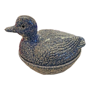 1980s Ceramic Spongeware Duck on Basket Casserole Dish 10"x6"7"