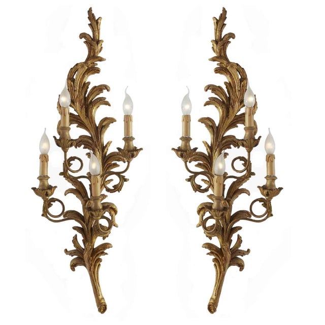 1990s Louis XV Large Florentine Carved and Gilded Wall Sconces, 1990s, Set of 2 For Sale - Image 5 of 5
