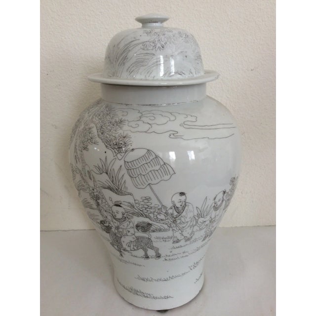 2000 - 2009 2000s Large Porcelain Ginger Jar For Sale - Image 5 of 6