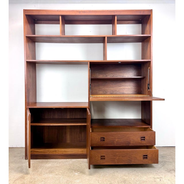 Mid Century Danish Modern Style Walnut Wall Unit / Bookcase / Writing Desk / Cabinet For Sale - Image 4 of 12
