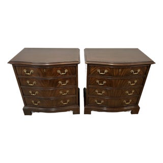 Late 20th Century Drexel Heritage Hierlooms Flame Mahogany Four Drawer Chest/Nightstand - Pair For Sale