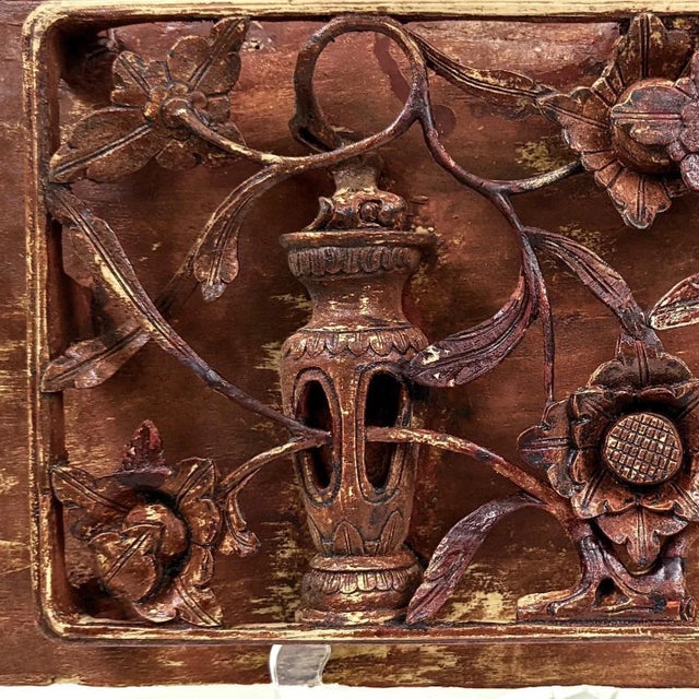 Chinese Set of Two Large 19th Century Wooden Carved Panels of Flowers and Vases For Sale - Image 3 of 7