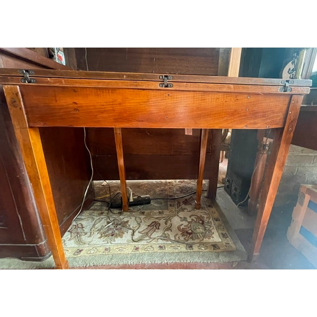 Mid 20th Century Federal Mahogany Swivel Top Table For Sale - Image 4 of 8