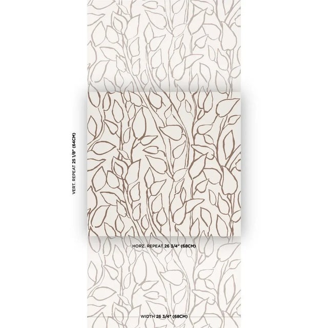 A loose and leafy climbing botanical, Solandra Vine is a screen-printed pattern with artful appeal. Also available as a...