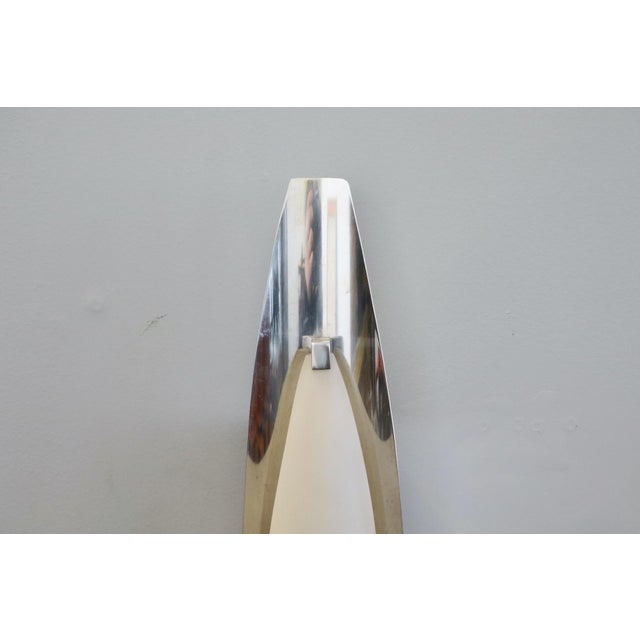 Mid-Century Modern Model 2254 Wall Lights in Crystal and Nickel-Plated Brass by Max Ingrand for Fontana Arte, 1960, Set of 2 For Sale - Image 3 of 15
