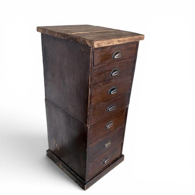 Bankers Chest of Drawers in Oak, 1900s For Sale - Image 6 of 14