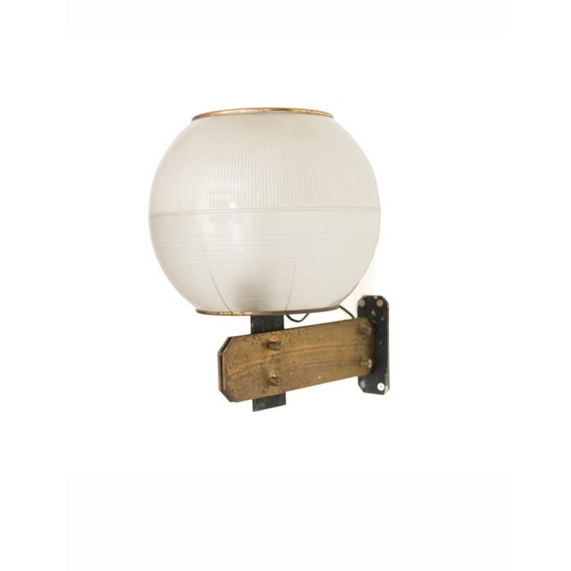 Mid-Century Modern Feltre Brass Wall Lamps with Fresnel Glass for Greco, 1950s, Set of 2 For Sale - Image 3 of 18