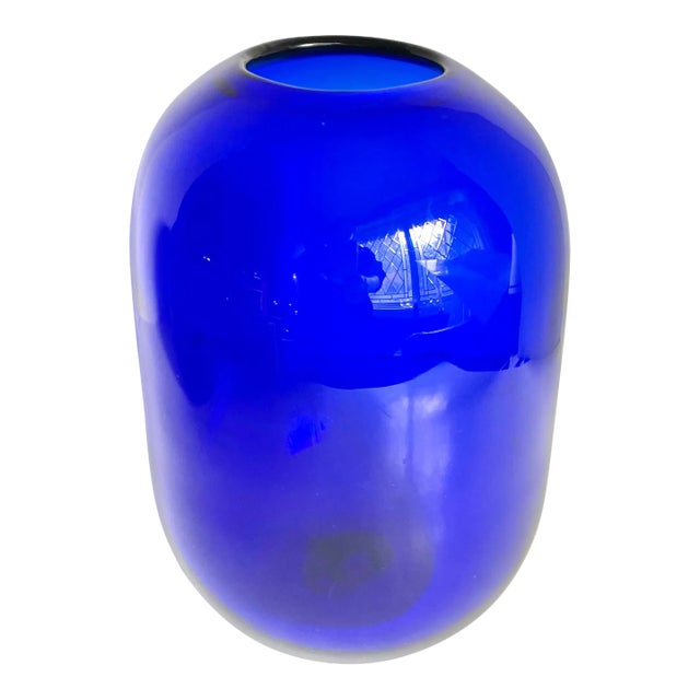 Mid 20th Century Hand-Blown Cobalt Blue Art Glass Vase For Sale