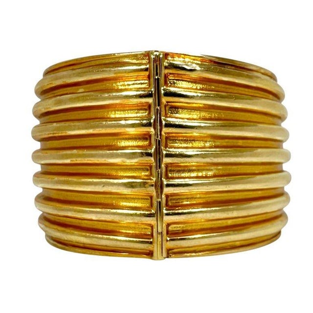 Mid 20th Century Split Front 18K Gold Vintage Tiffany and Co. Hinged Cuff Bracelet 1.75 Inches Wide For Sale In West Palm - Image 6 of 12