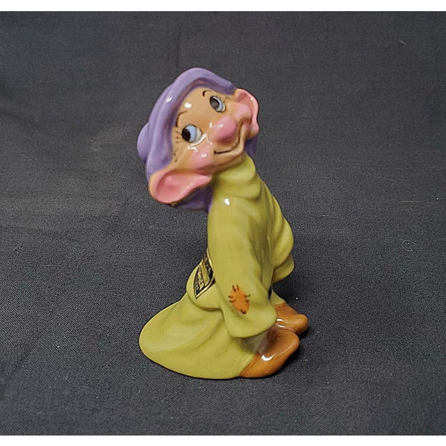Vintage 1950s Hagen Renaker Disney Dopey Figurine With Sticker 3-1/4" Tall For Sale - Image 9 of 15
