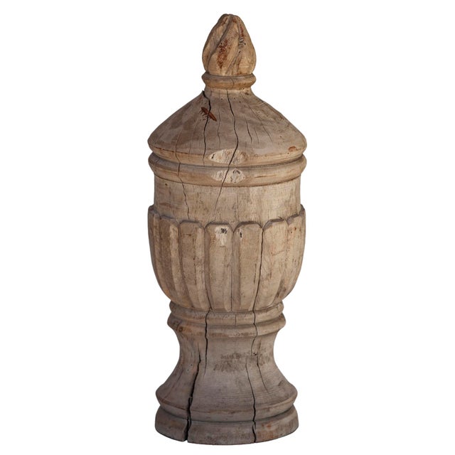 A Beautiful Antique Distressed Architectual Wood Finial. A lovely Addition to any room.