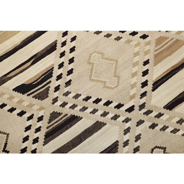 Mid-Century Modern Room Size Turkish Kilim - 10'1" x 14' For Sale - Image 9 of 18