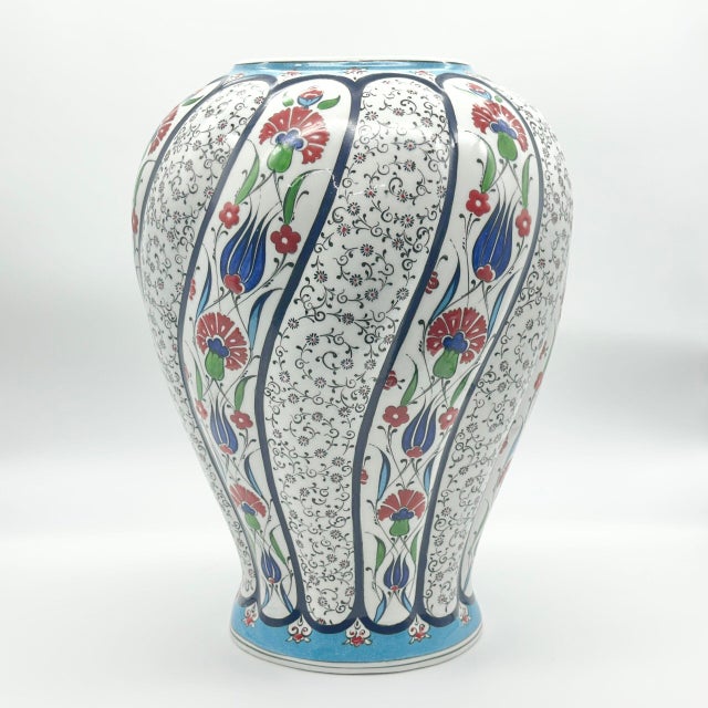 Handmade Ceramic Large Lidded Jar (50cm) Swirling Golden Horn & Floral Pattern – Grand Temple Jar Centerpiece For Sale - Image 6 of 8