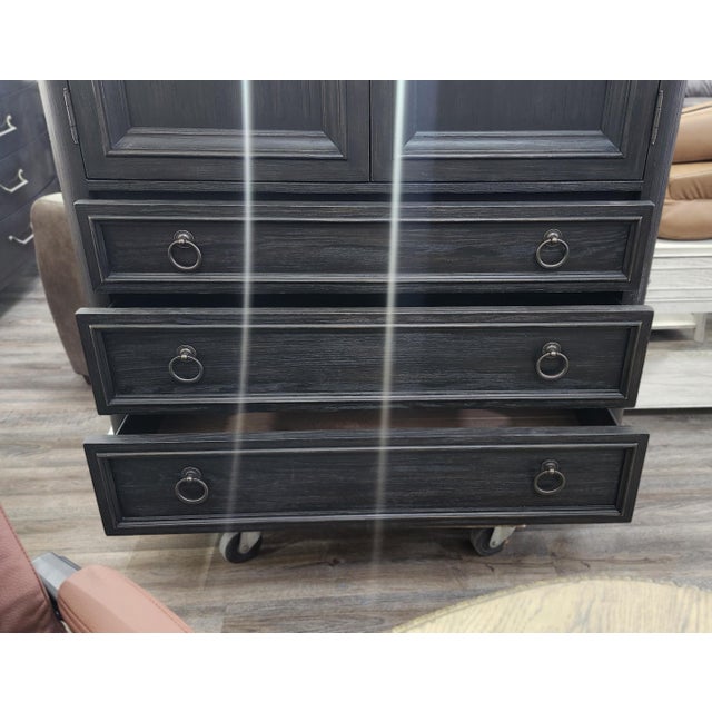 Art Furniture Bedroom Atrium 6 Drawer Chest, Attributed For Sale - Image 10 of 10