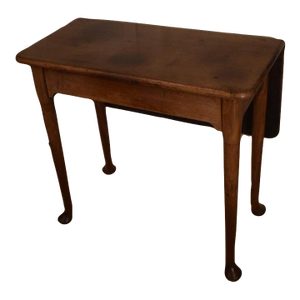 18th Century Small Georgian Walnut Single Drop Leaf Table