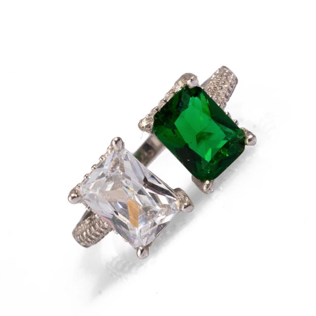 Contemporary Emerald & Diamond Design Sterling Silver Statement Ring, Size 5 For Sale - Image 3 of 7