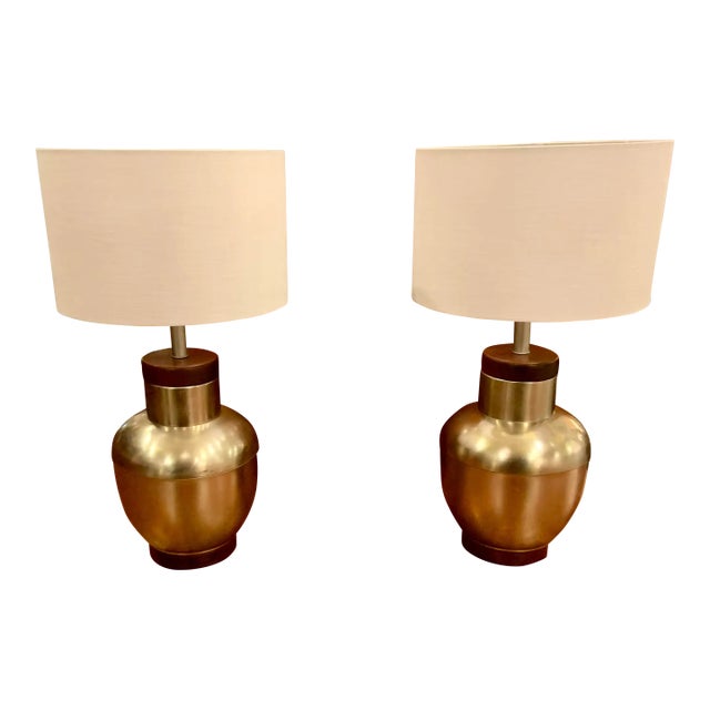 Pair of 1960s Aluminum & Walnut Table Lamps by Raymor, Unmarked For Sale