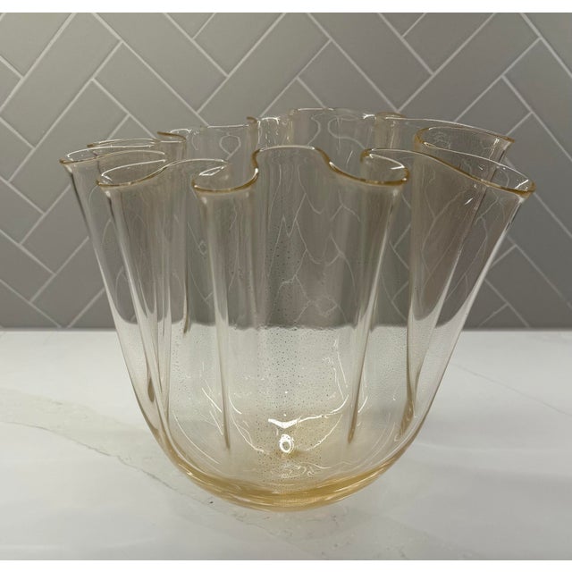 Modern Global Views Handkerchief Hand-Blown Italian Art Glass Vase / Bowl – Large - Gold Leaf For Sale - Image 3 of 12