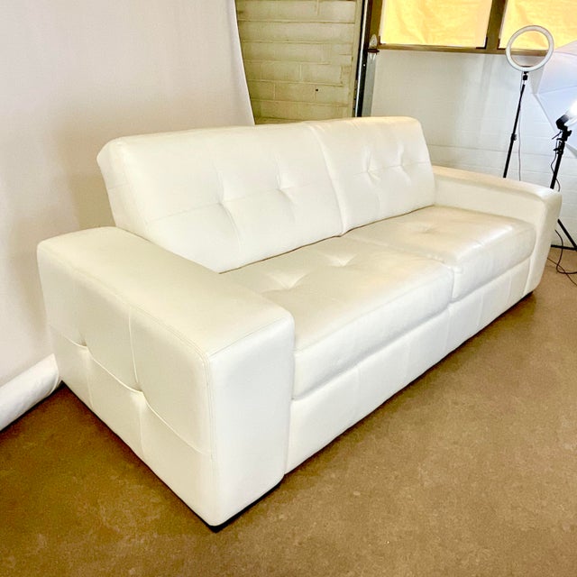 White Early 21st C Modern Contemporary Cube White Leather Sofa, After Knoll. For Sale - Image 8 of 10