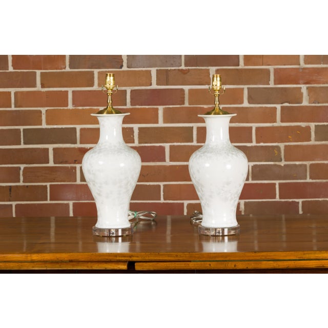 Early 21st Century Pair of White Porcelain Vase Table Lamps on Lucite Bases with Textured Décor For Sale - Image 5 of 12