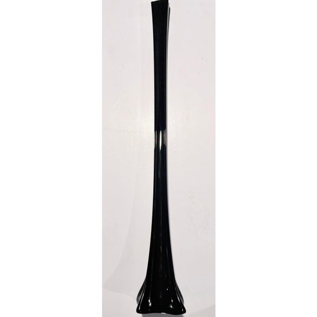 Mid-Century Modern Vintage Post-Modern Solid Black Glass Eiffel Tower Stretch Vase – For Sale - Image 3 of 12