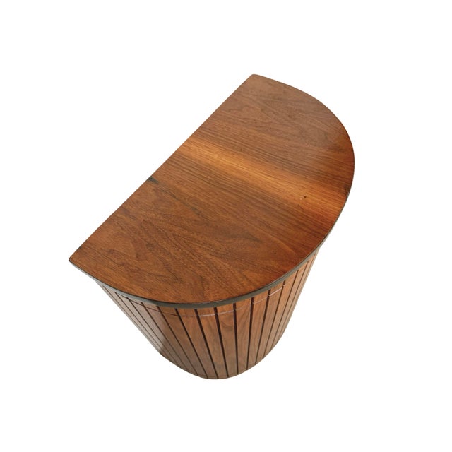 Mid 20th Century Vintage Mid-Century Modern Slatted Wood Hamper, Slatted Laundry Basket For Sale - Image 5 of 14