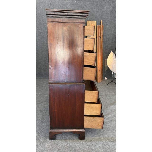 Brown 18th Century Mahogany Chest on Chest With Dressing Table For Sale - Image 8 of 18