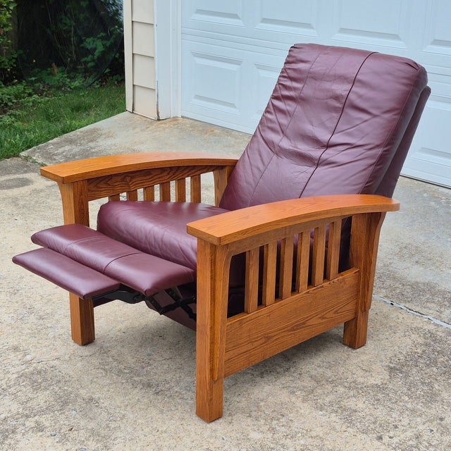 This BarcaLounger recliner is a great father’s day gift and an all-round comfortable chair for sitting in. The mission or...