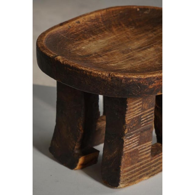 Traditional Hand-Carved African Tribal Stool, 1950s For Sale - Image 3 of 18