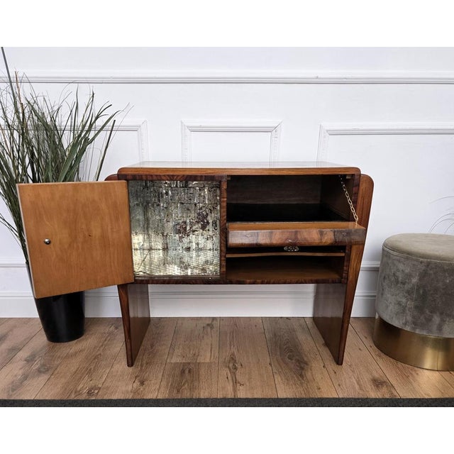 Italian Art Deco Walnut Waterfall Dry Bar, 1940s For Sale - Image 11 of 12