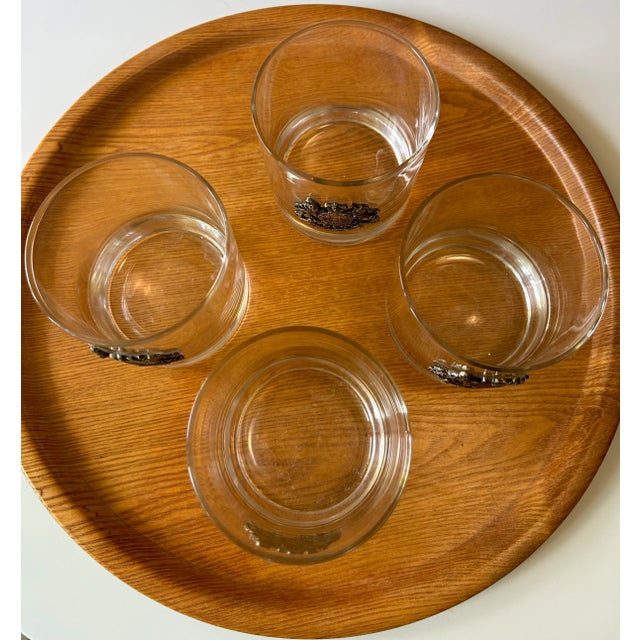 Late 20th Century Hollywood Regency Whiskey Glasses With Metal Crest- Set of 4 For Sale In Palm Springs - Image 6 of 8