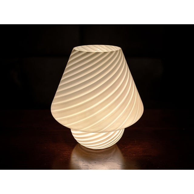 Glass Swirl Murano Glass Mushroom Table Lamp from Manifattura Di Murano, 1970s For Sale - Image 7 of 10