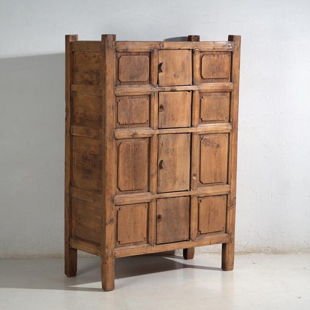 Antique Qing Dynasty Lanzhou Gansu Cabinet in Pine For Sale - Image 12 of 12